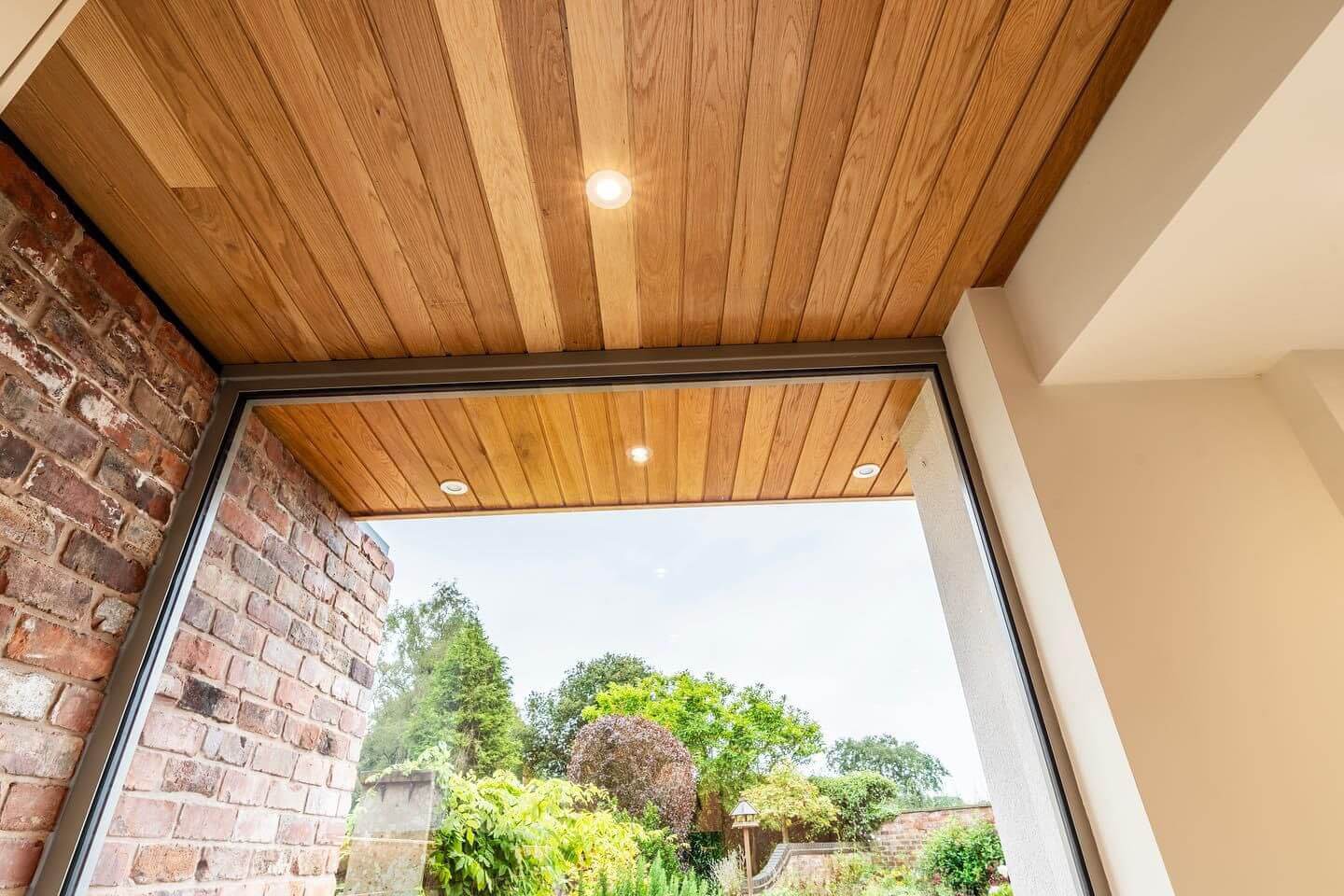 Cheshire carpenter - Cheshire garden